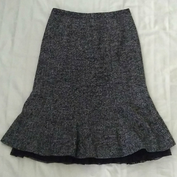 ⭐*TAKE 1/2OFF* Neiman Marcus Wool Skirt VINTAGE - Picture 2 of 16